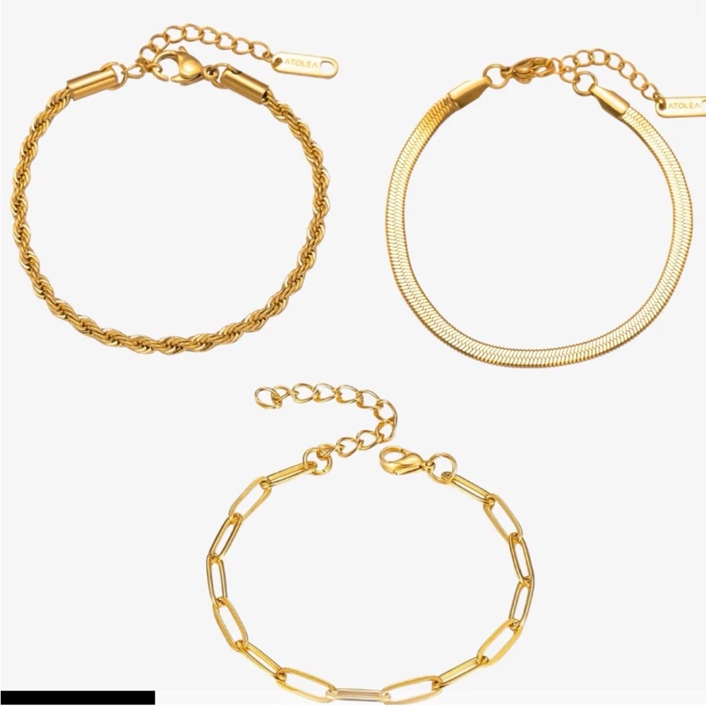 ESSENTIALS BRACELETS BUNDLE